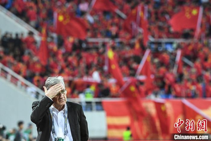 国足“自废武功”失晋级良机，对阵韩国队不能