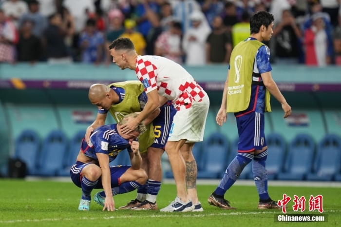 日本足球创历史最佳战绩点球惜败克罗地亚