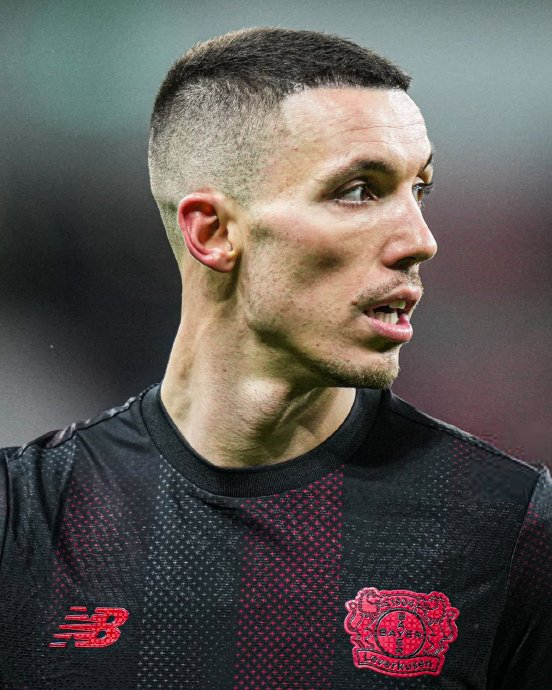 格里马尔多或以1500万欧元转会巴萨 左后卫引援成