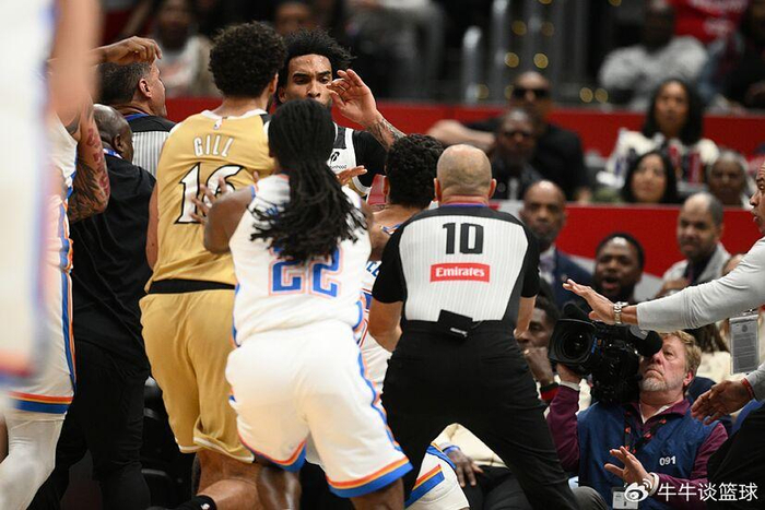 NBA冲突事件升级 球员禁赛罚款引争议