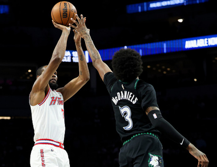 火箭加时逆转森林狼 记者称球队蜕变显现