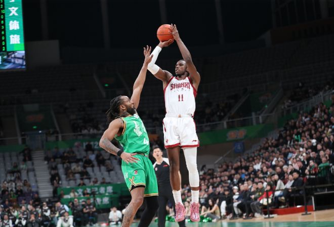 辽宁逆转山西收获4连胜 山西终结3连胜