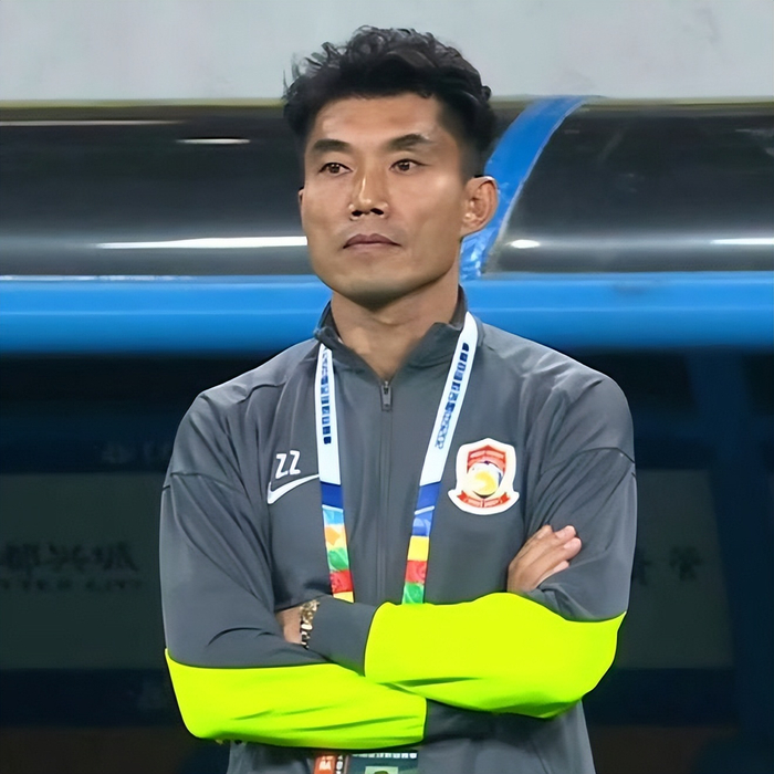 青岛西海岸1-5惨败成都蓉城 郑智执教遭质疑